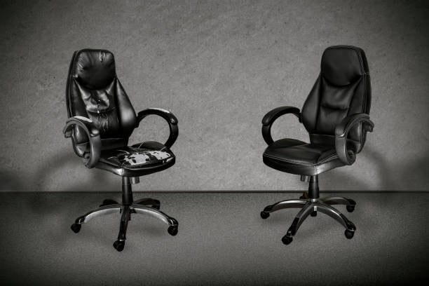 تصویر 1 از صندلی اداری حرفه ای با پشتی مشبک و تنظیم ارتفاع